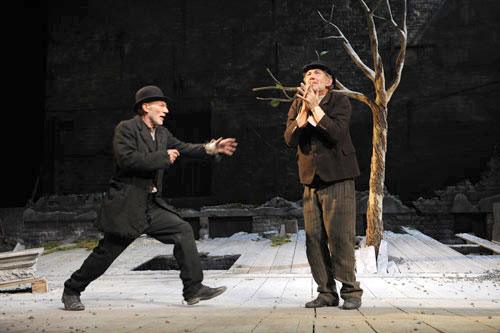 Patrick Stewart and Ian McKellen in Waiting for Godot