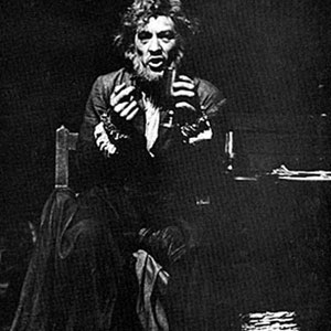 1974, DR FAUSTUS: Dr Faustus (Ian McKellen) near the end  