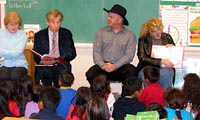 Ian McKellen, Garth Brooks, Trisha Yearwood: Read Across America, Hobart School, Los Angeles, 28 February