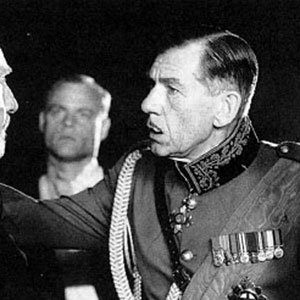 Richard bids farewell as his brother Clarence (Nigel Hawthorne) is taken to The Tower