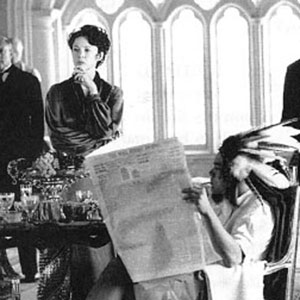 The Royal Breakfast Room, Queen Elizabeth (Annette Bening) and her brother Earl Rivers (Robert Downey, Jr in headdress)
