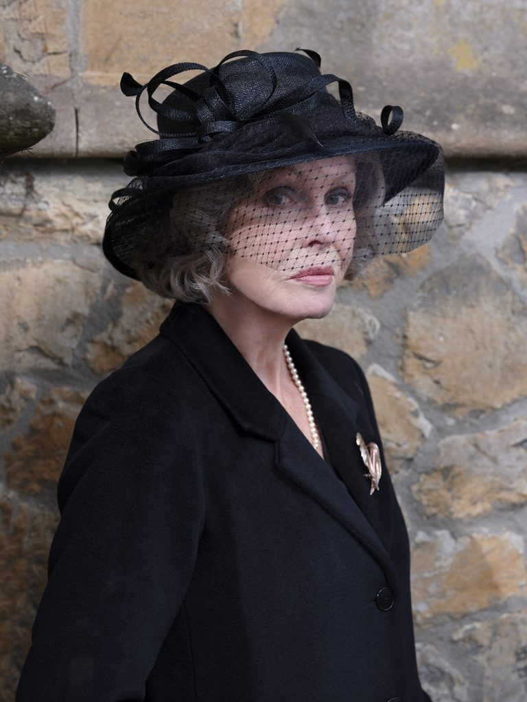 Joanna Lumley in FRANK AND PERCY